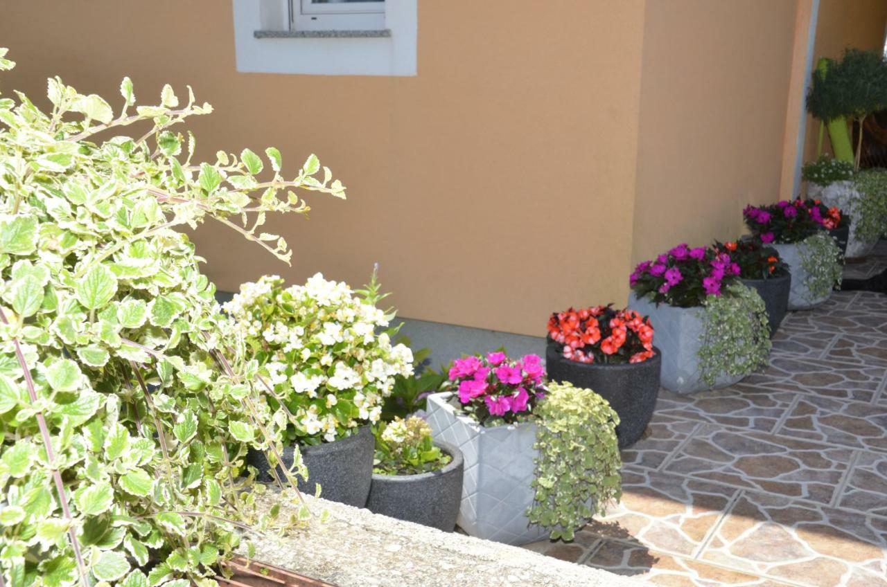 Apartments Lilly - Studio Rijeka Exterior photo