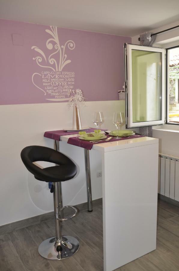 Apartments Lilly - Studio Rijeka Exterior photo